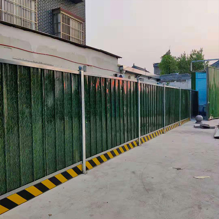 四川地铁彩钢围挡装置-四川地铁工程围挡质料厂家-amjs澳金沙门线路首页-amjs澳金沙门线路首页实业洛阳围挡厂家