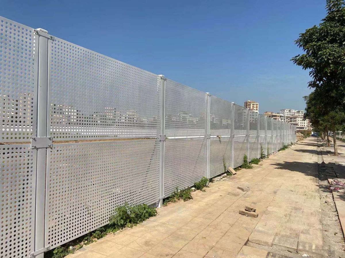 法库工地施工冲孔网围挡批发-amjs澳金沙门线路首页实业洛阳围挡厂家
